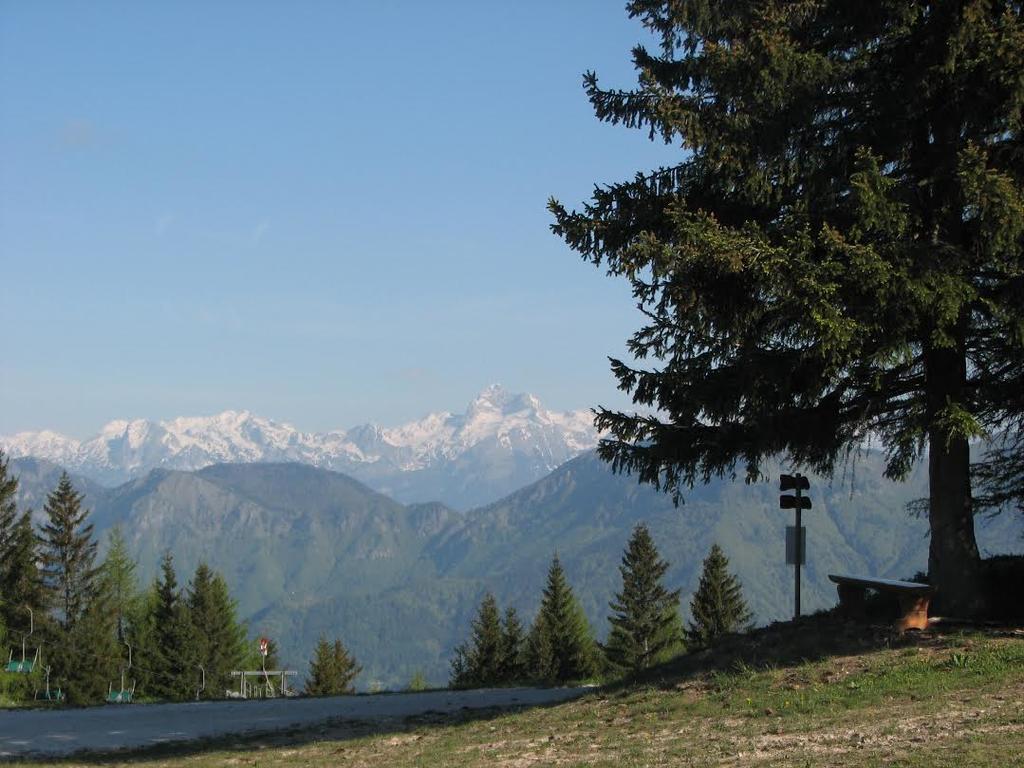 Apartmaji Srnca Cerkno Exterior foto